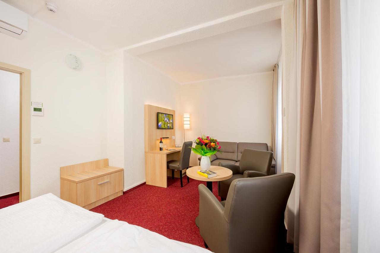 Garni Eden Hotels เฮริงสดอร์ฟ ภายนอก รูปภาพ
